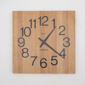 Vtg Robeson Quartz Wall Clock Made USA Model 2517 MCM Helvetica Face Clock WORKS